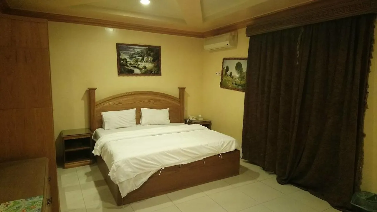 Khreis Suites Hotel Riyadh 3*,